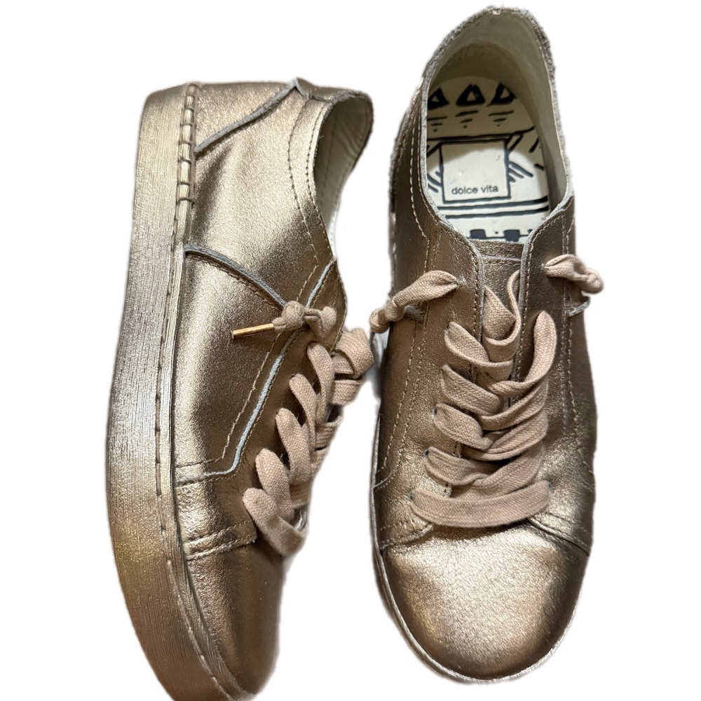 Dolce Vita Rose Gold Low-Top Sneakers for Women